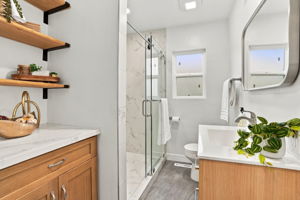 027_F8_1121 Elmer St