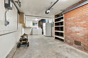 030_F8_1121 Elmer St