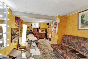  Photo 38