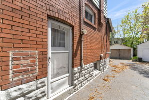 Photo 44