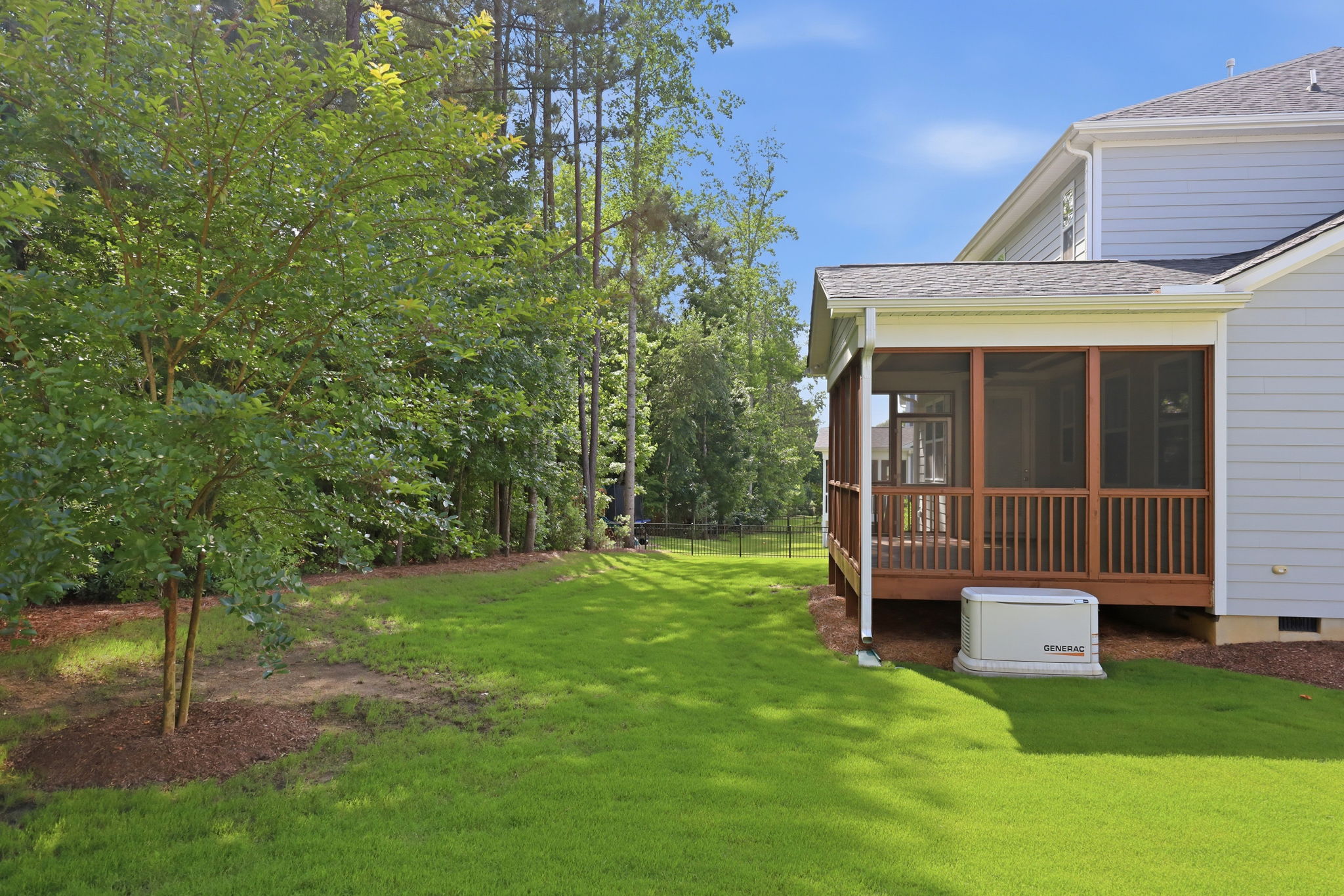  Photo 50