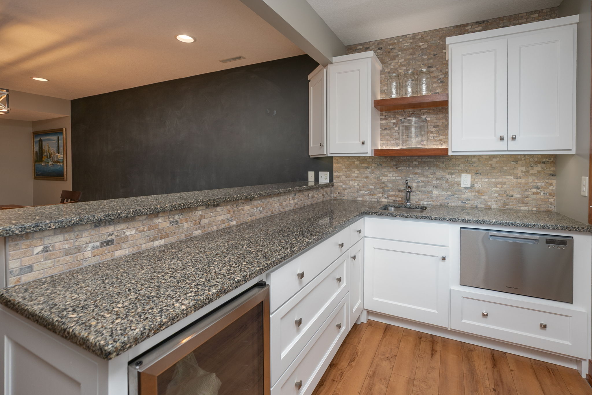 32-Wet Bar