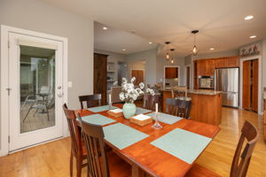 07-Dining Room