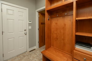 13-Mudroom