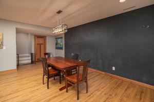 28-Family Room