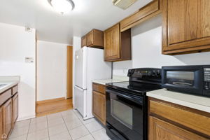 1121 S Plymouth Ct A_006