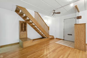 1121 S Plymouth Ct A_010