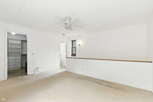 1121 S Plymouth Ct A_020