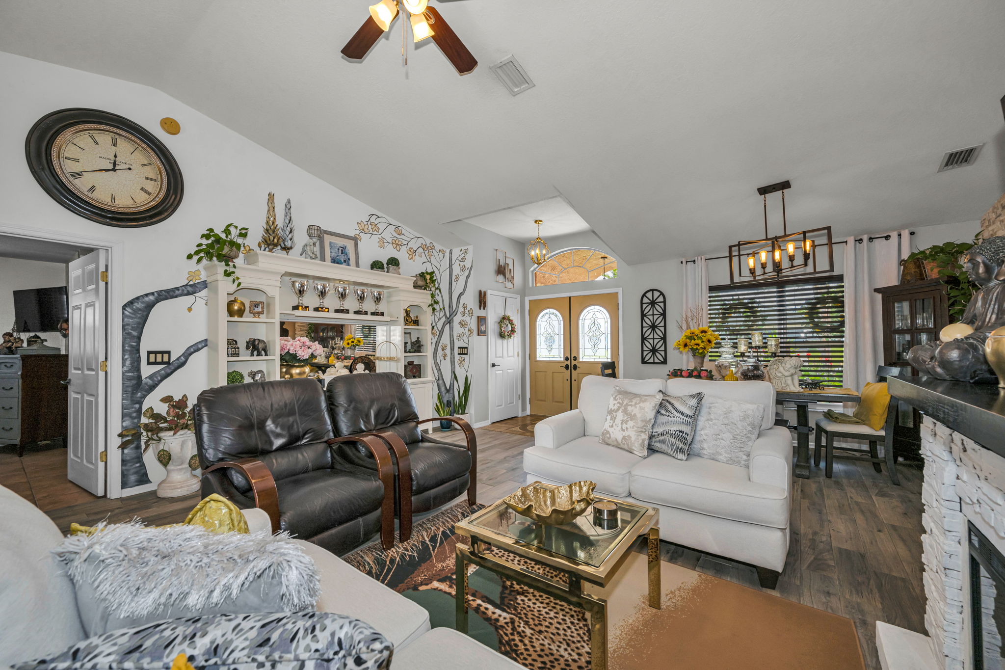 Living Room 3