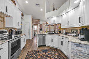 Kitchen 4