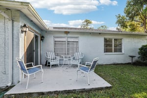 Rollingwood Dr-S0612-032.jpg