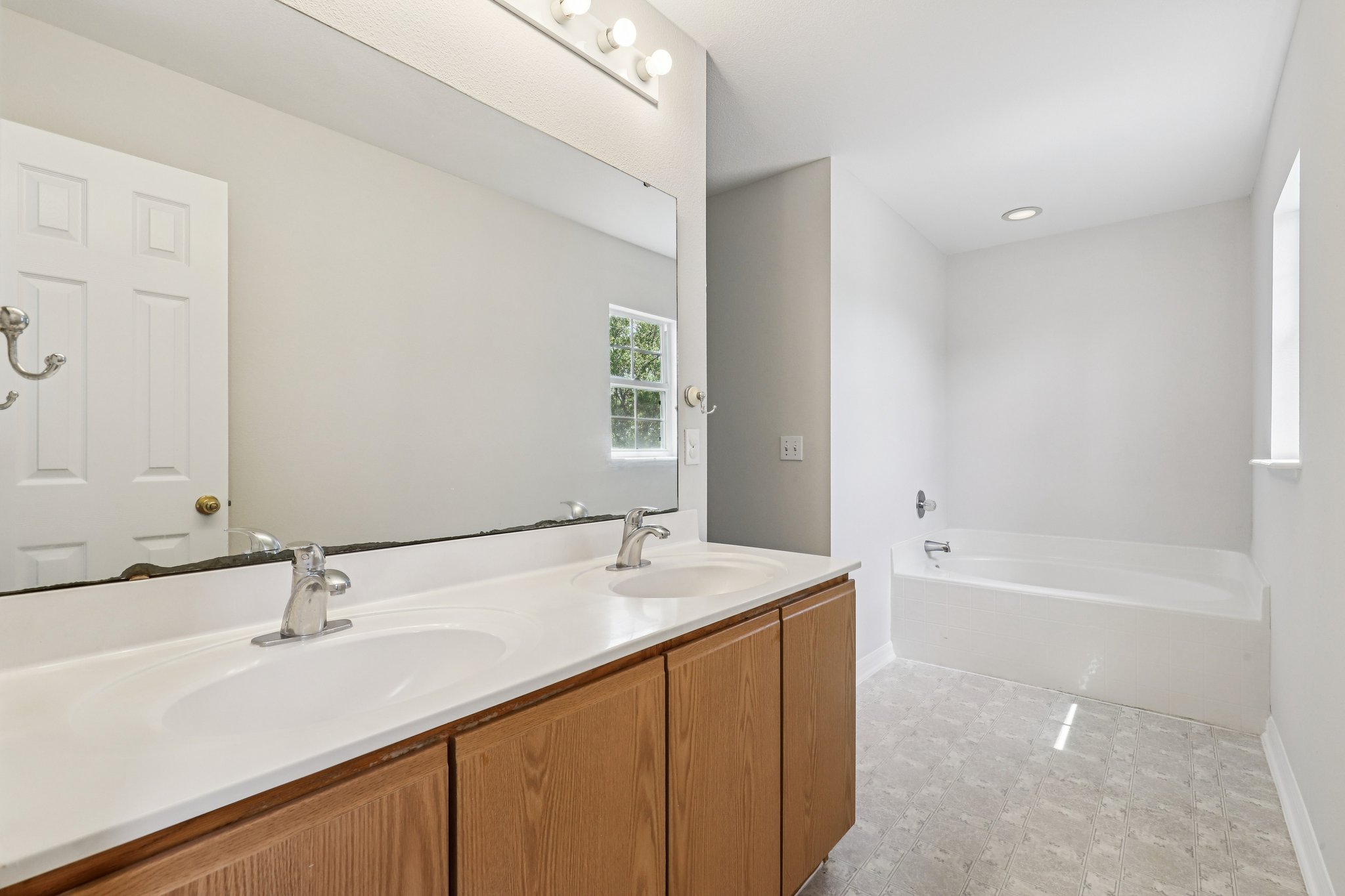 Wyndham Hollow Ln-S2803-031.jpg