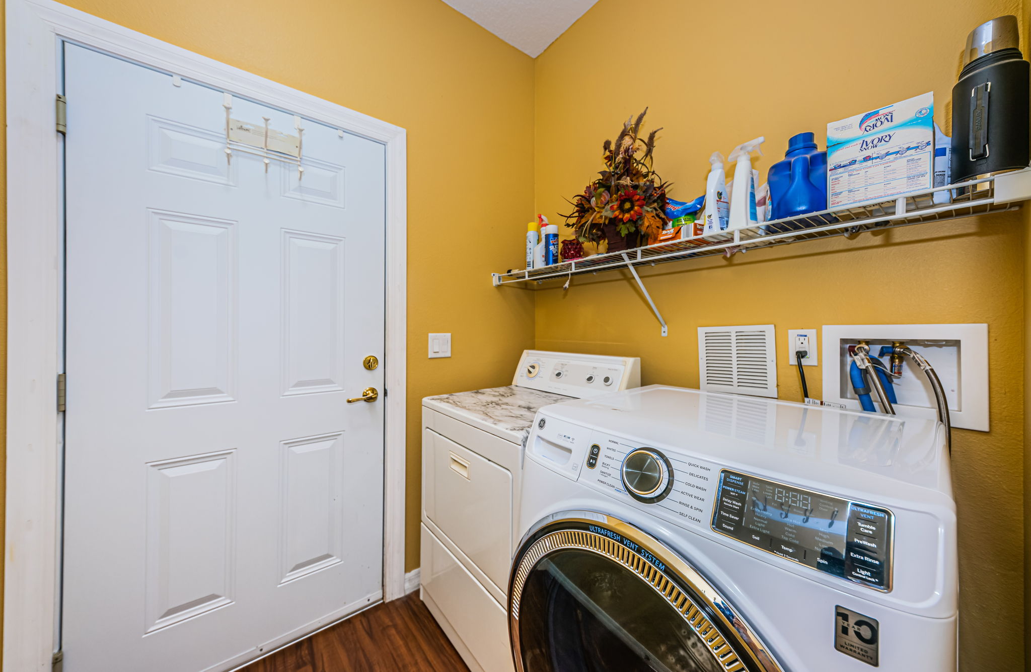 Laundry Room-2