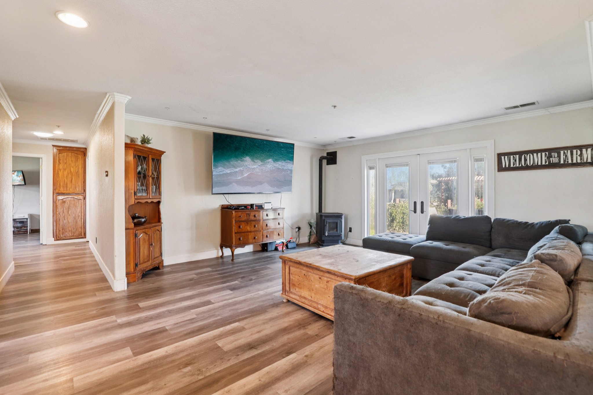 Colony Rd-S1301-007.jpg