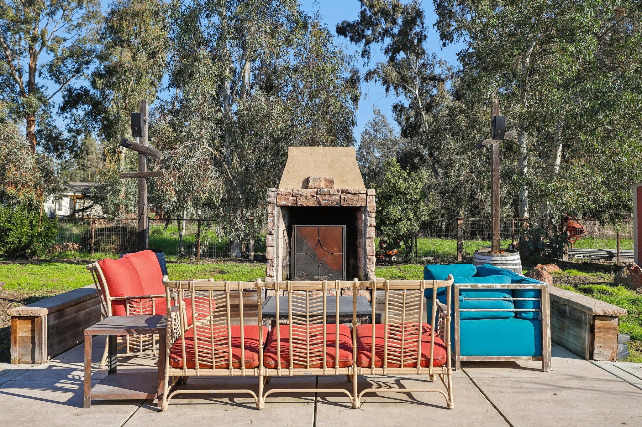 Colony Rd-S1301-050.jpg