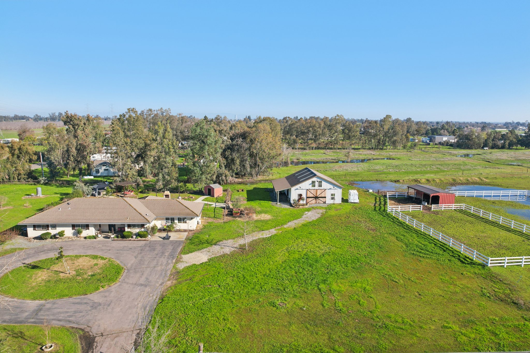 Colony Rd-S1301-055.jpg