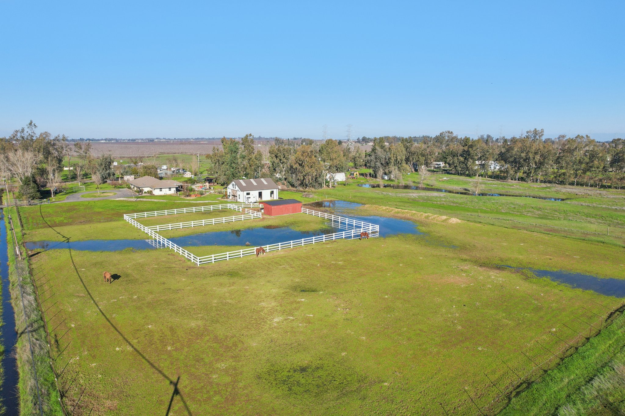 Colony Rd-S1301-056.jpg