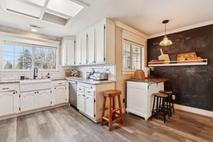 Colony Rd-S1301-015.jpg