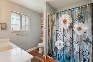 Colony Rd-S1301-025.jpg