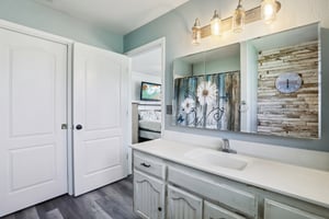 Colony Rd-S1301-028.jpg