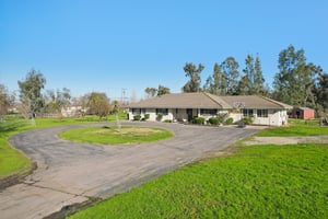 Colony Rd-S1301-054.jpg