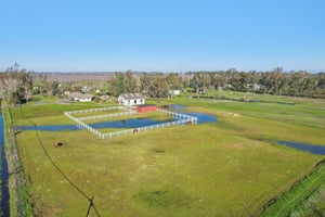 Colony Rd-S1301-056.jpg