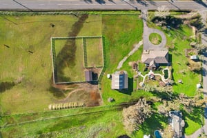 Colony Rd-S1301-059.jpg