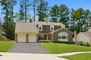1122 Bettstrail Way