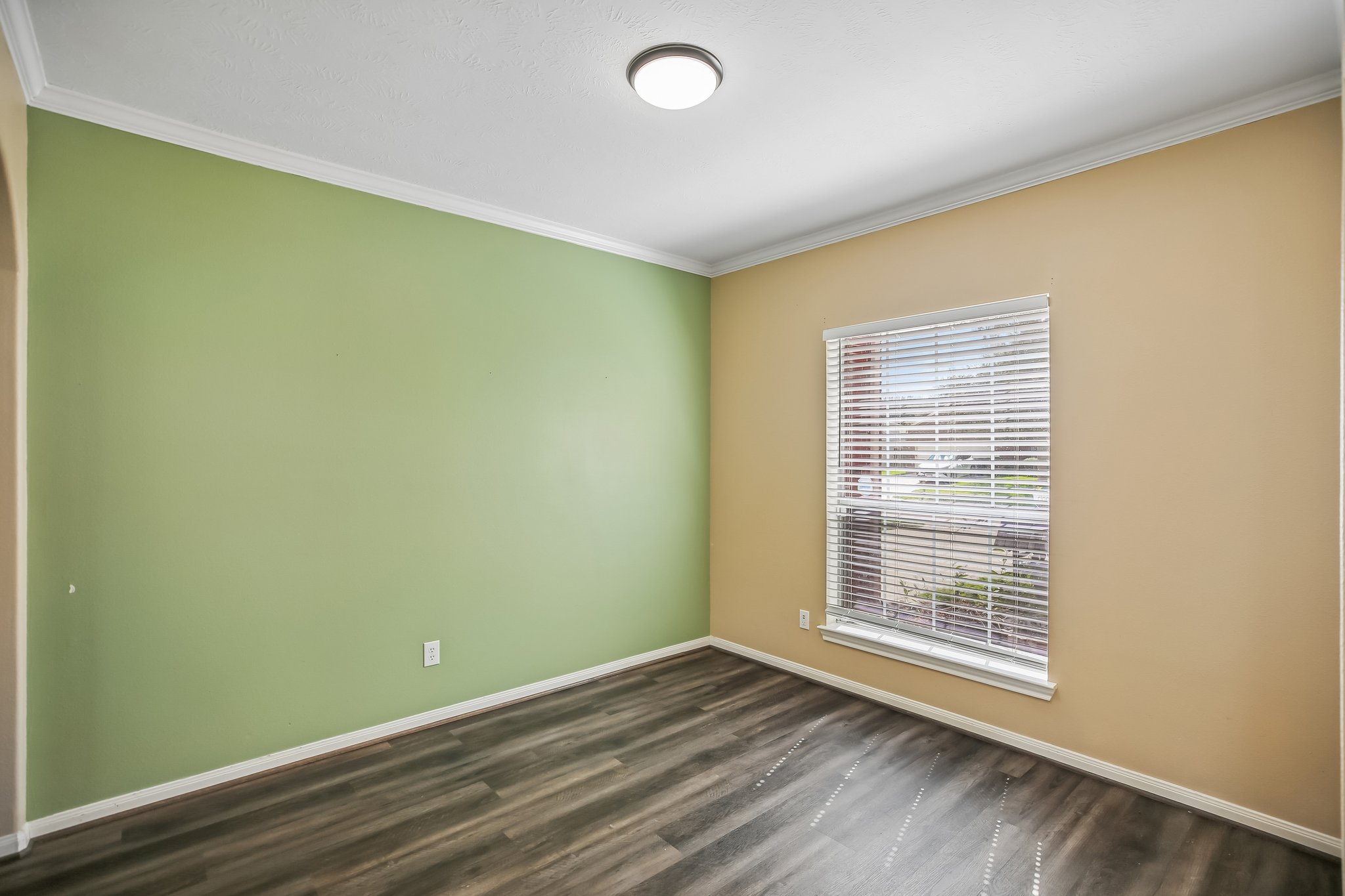 Chase Park Dr-S1509-012.jpg