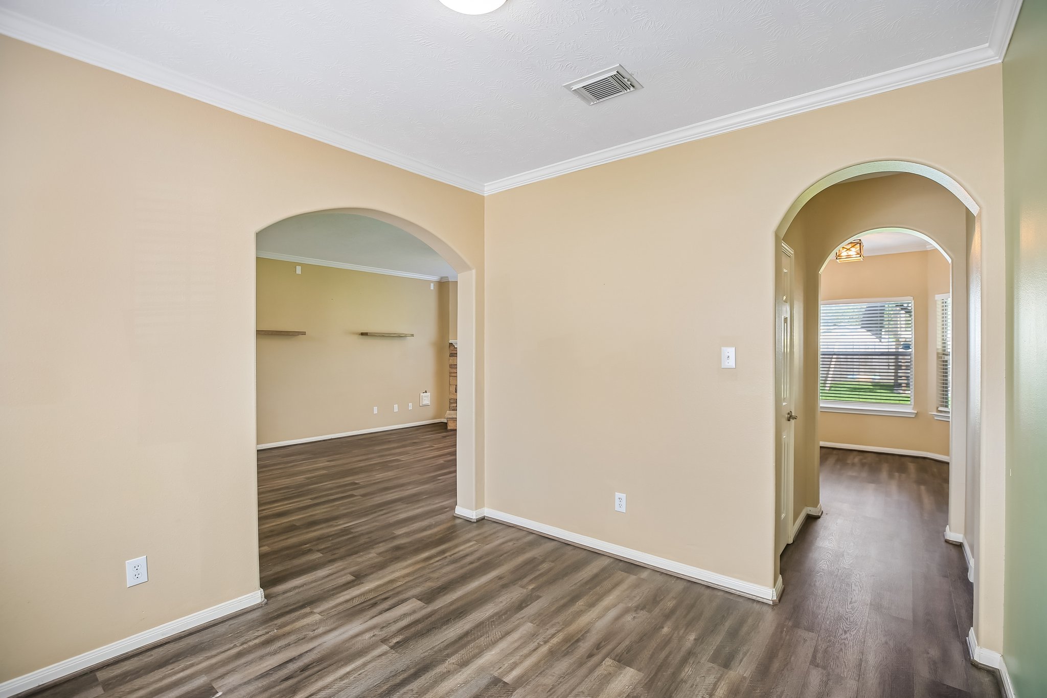Chase Park Dr-S1509-013.jpg