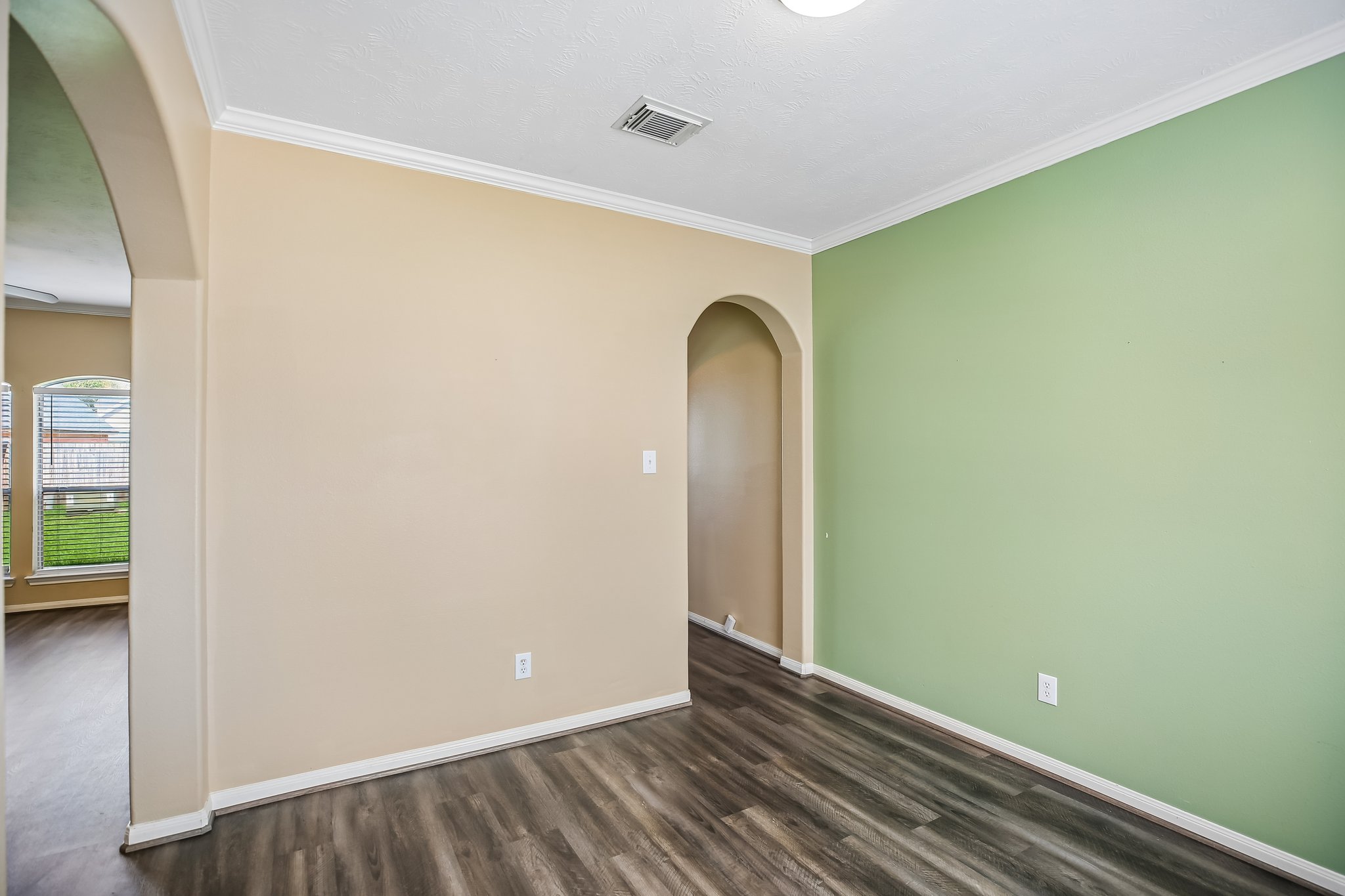 Chase Park Dr-S1509-014.jpg