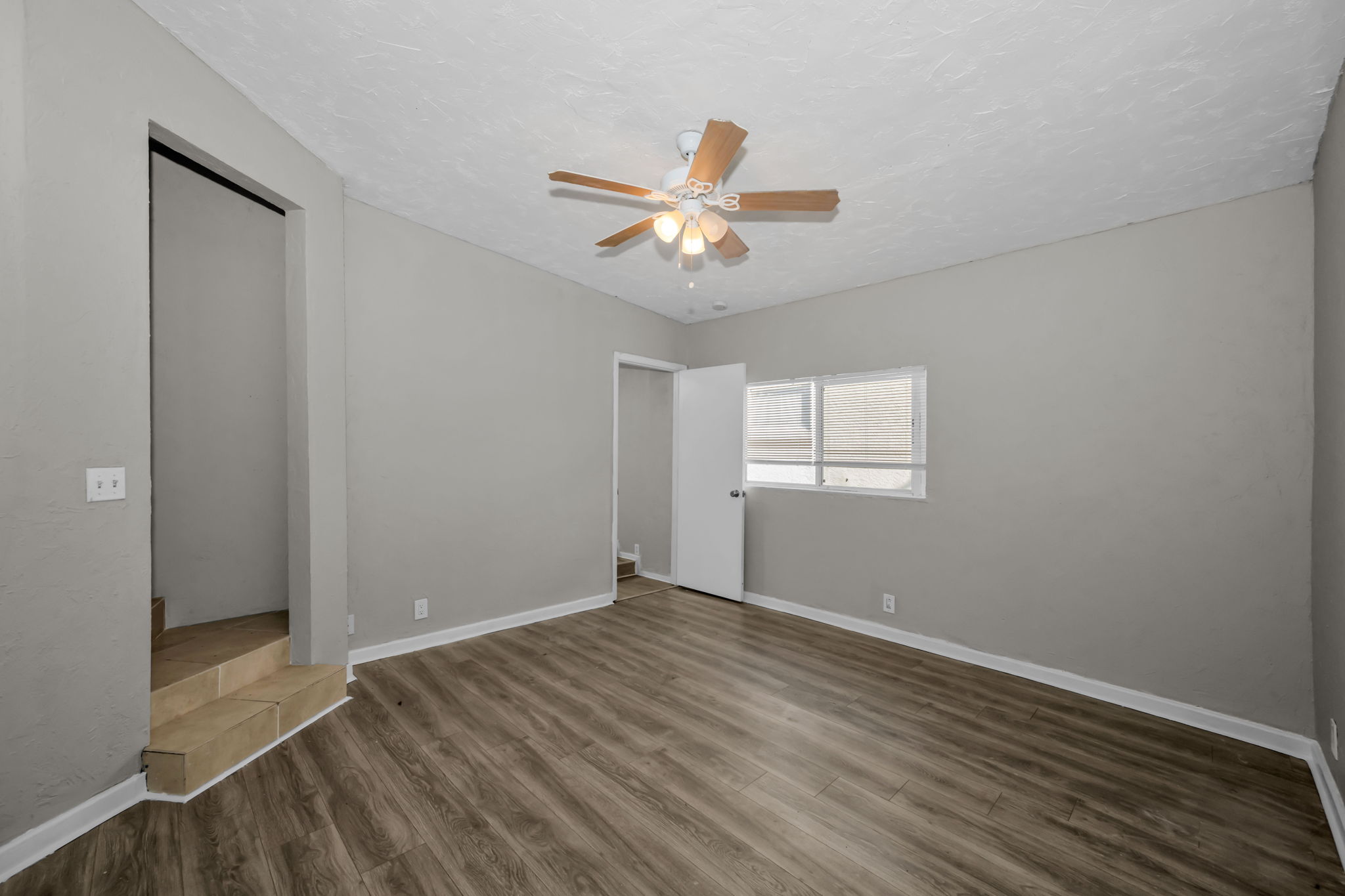 Bedroom 1c
