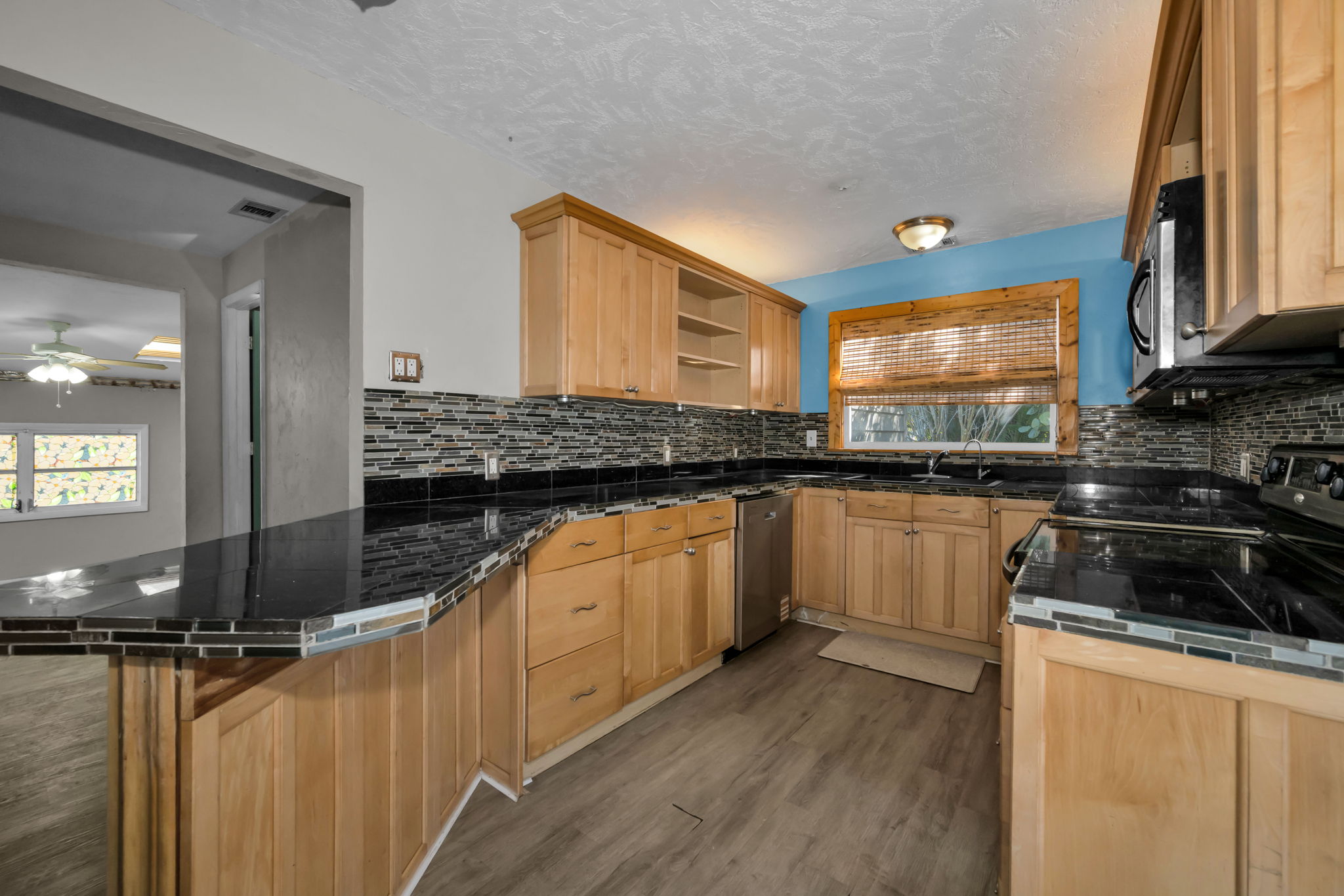 Kitchen 3