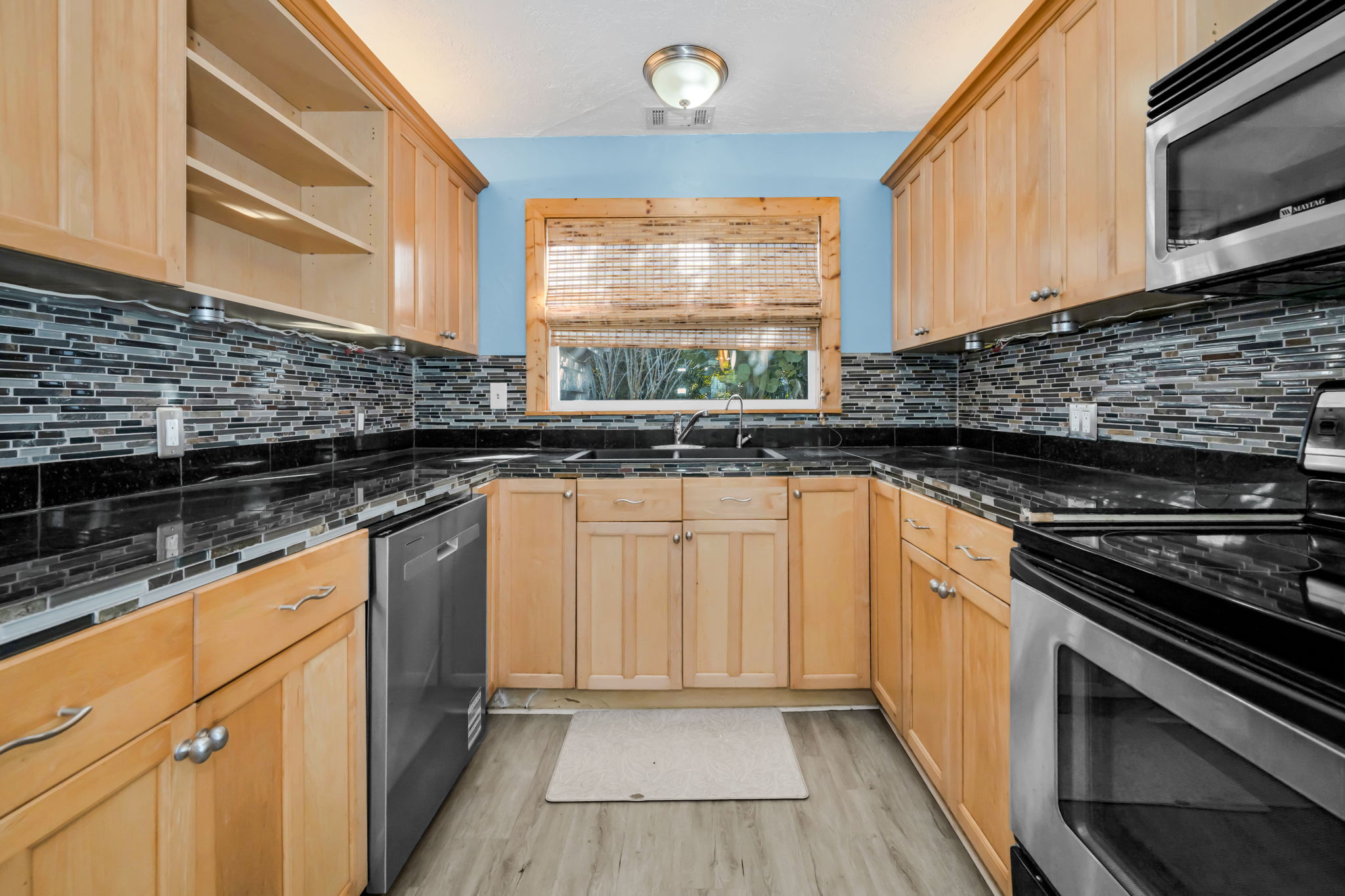 Kitchen 4