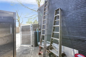  Photo 49