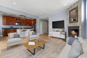 1122 N Oakley Blvd, Chicago, IL 60622, USA Photo 3