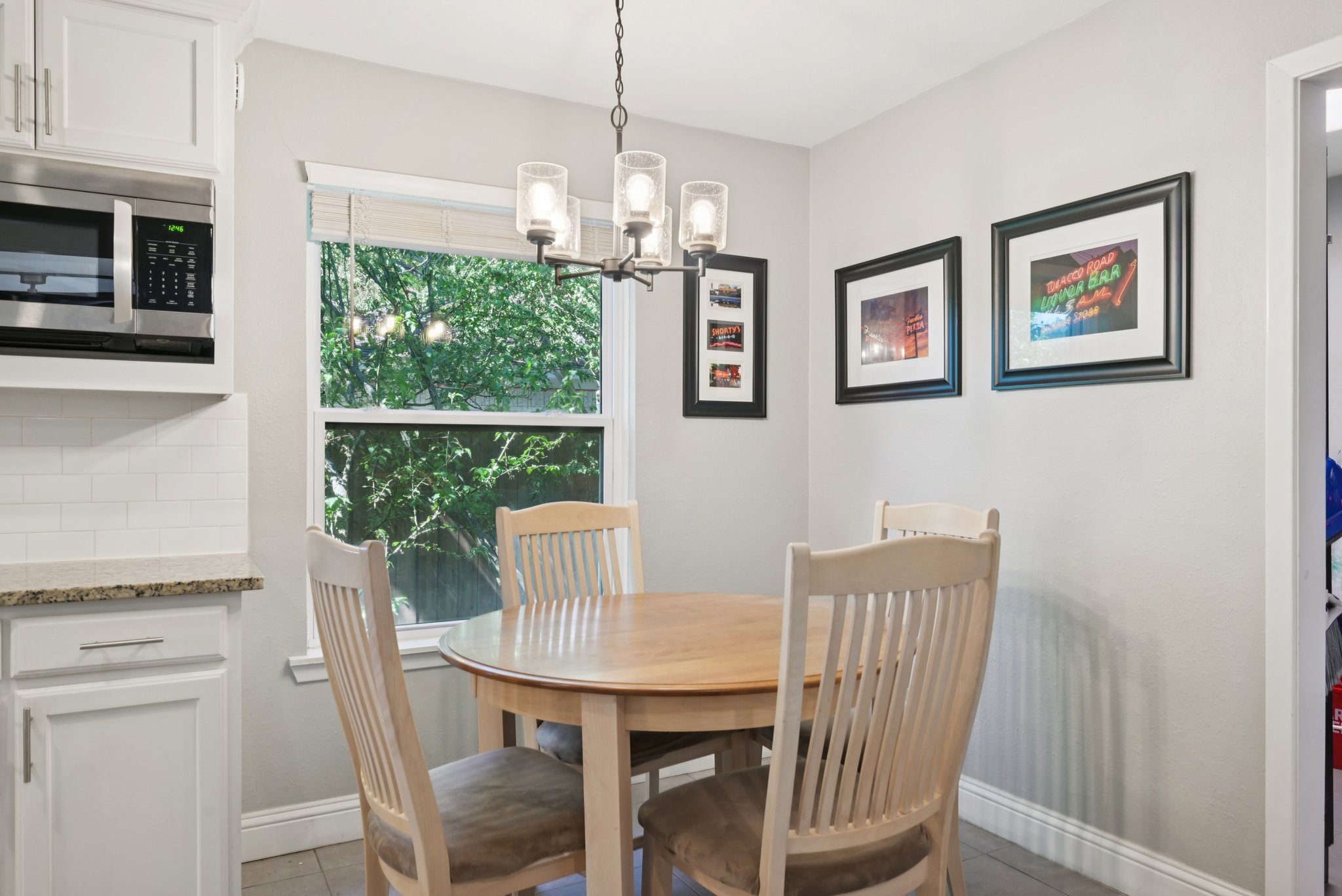 Parkhaven Dr-S0510-016.jpg