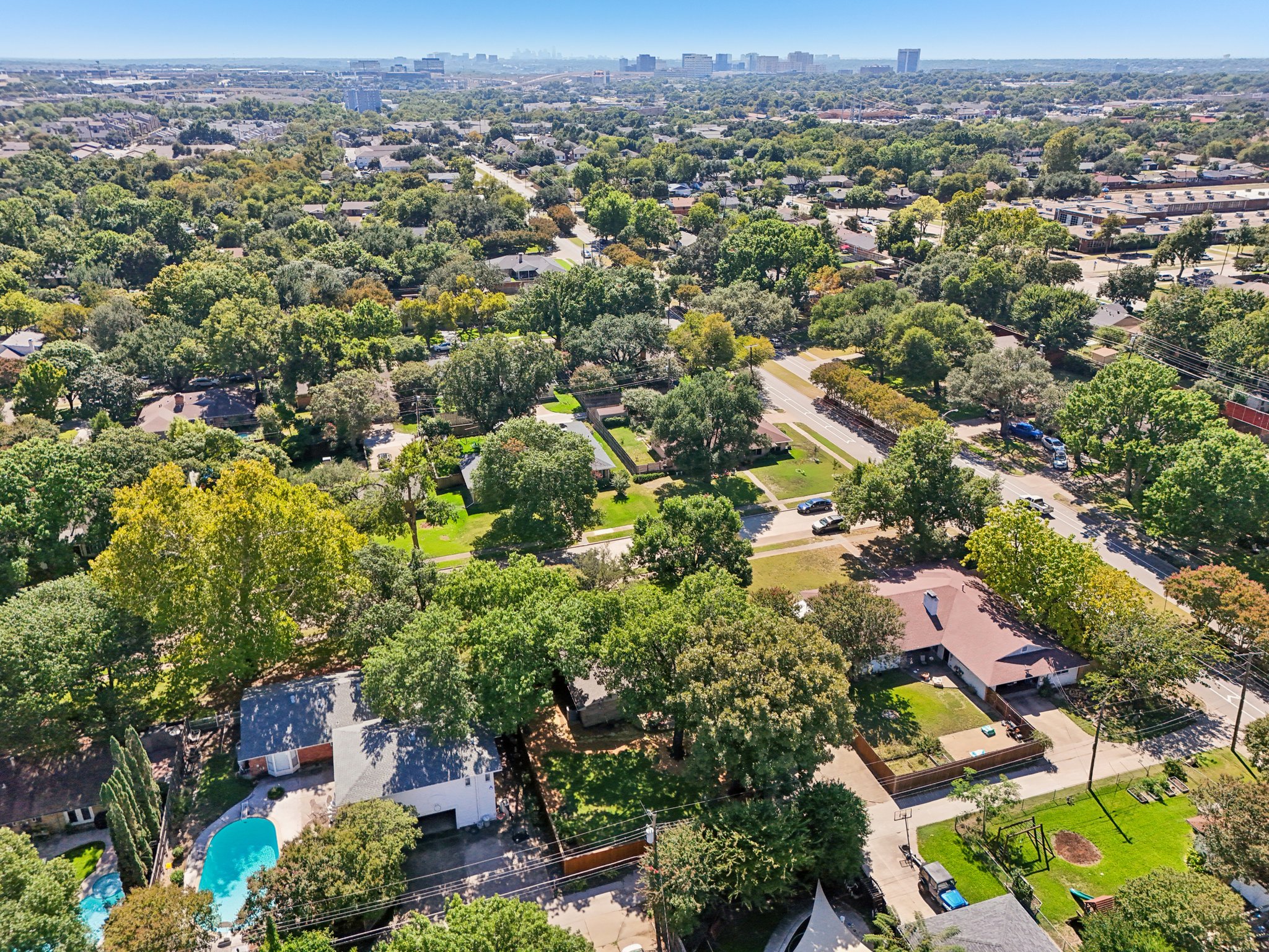 Parkhaven Dr-S0510-057.jpg