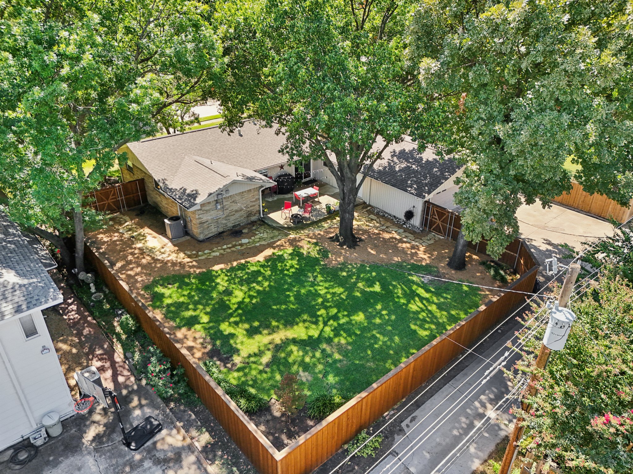 Parkhaven Dr-S0510-059.jpg