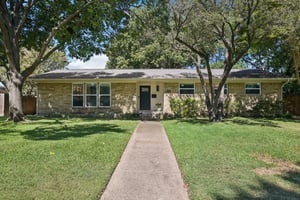 Parkhaven Dr-S0510-001.jpg