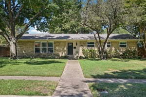 Parkhaven Dr-S0510-002.jpg