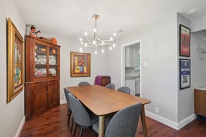 Parkhaven Dr-S0510-015.jpg