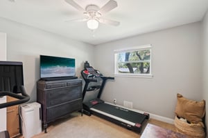 Parkhaven Dr-S0510-030.jpg