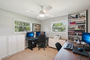 Parkhaven Dr-S0510-033.jpg