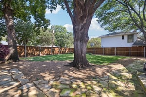 Parkhaven Dr-S0510-044.jpg