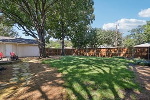 Parkhaven Dr-S0510-047.jpg
