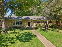 Parkhaven Dr-S0510-053.jpg