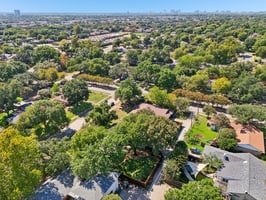 Parkhaven Dr-S0510-056.jpg
