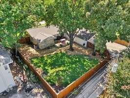 Parkhaven Dr-S0510-059.jpg
