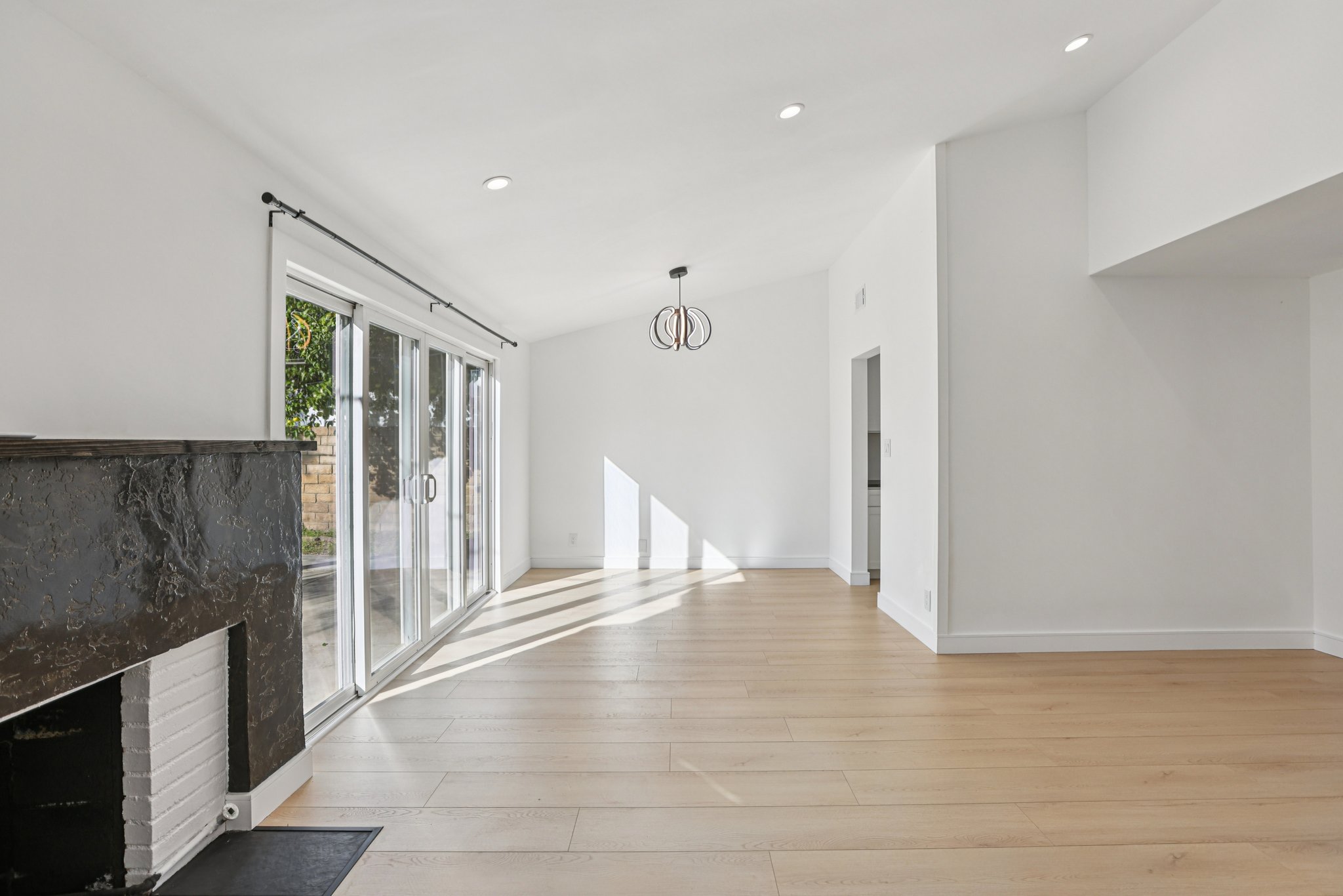 Balboa Blvd-S1201-009.jpg